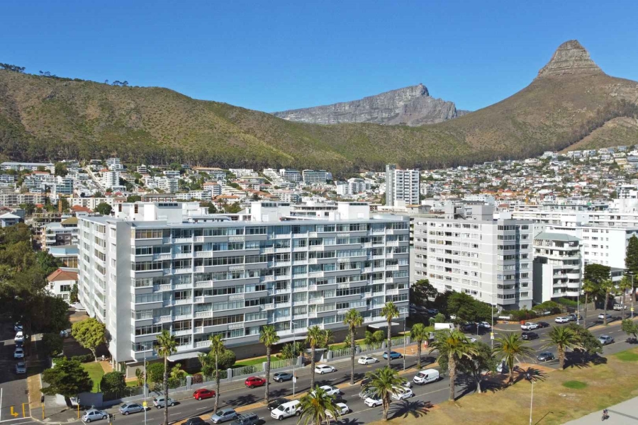 To Let 2 Bedroom Property for Rent in Sea Point Western Cape